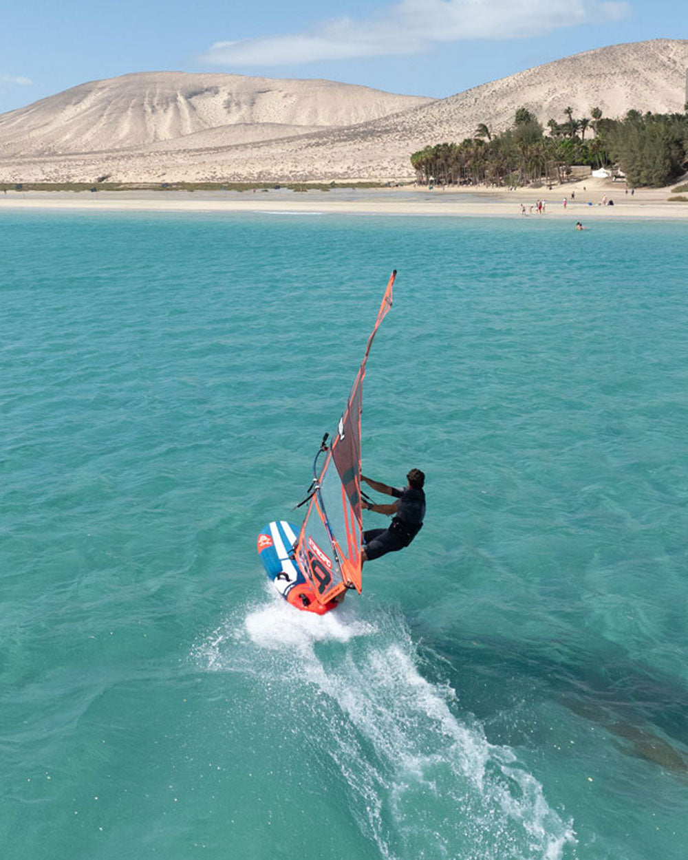 Виндсёрф-доска Starboard iSonic Windsurf Board — крупный план
