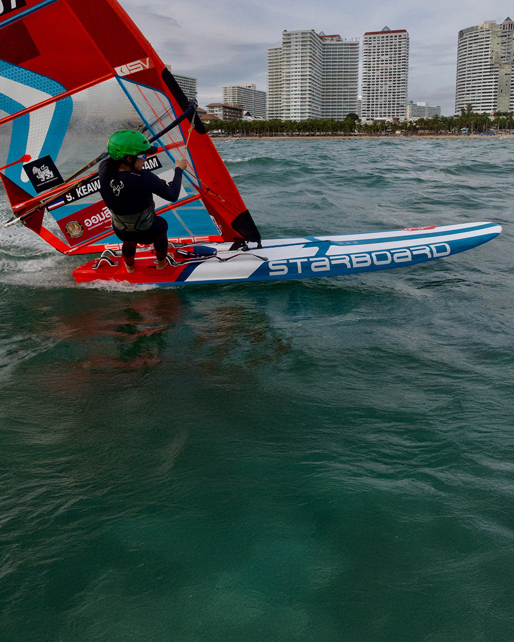 Виндсёрф-доска Starboard Phantom Race Windsurf Board — вид сбоку