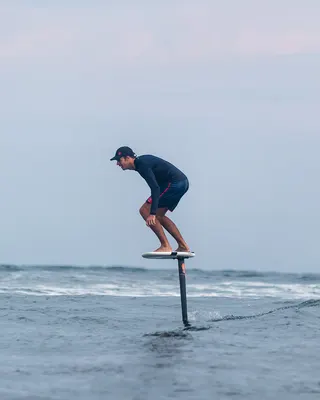 Доска для фойла Starboard Pump Foilboard — крупный план
