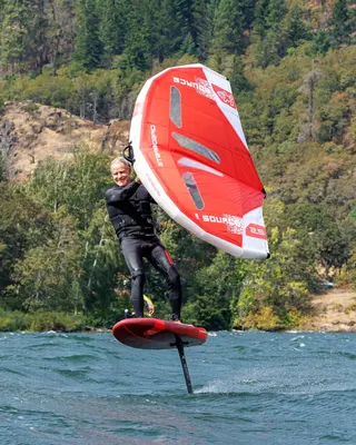 Винг Starboard Source Wing — в работе на воде