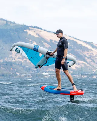 Доска для фойла Starboard Take Off Foilboard — крупный план