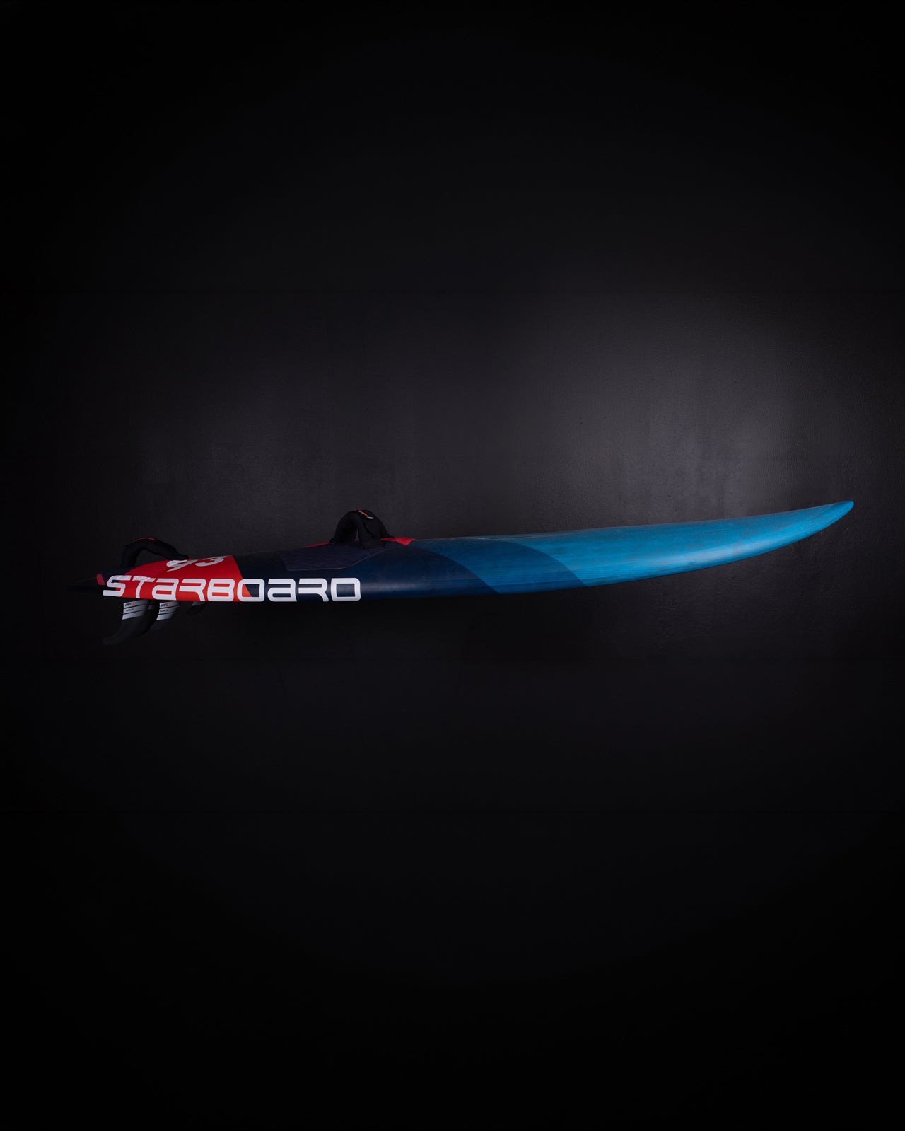 Виндсёрф-доска Starboard Hyper Windsurf Board — в работе на воде