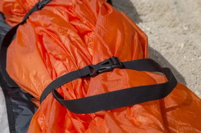 Ozone Closed Cell Compressor Bag — крупный план