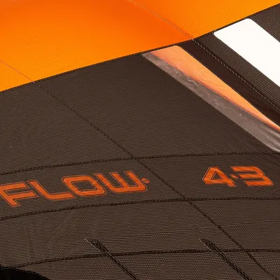 Винг Ozone Flow V2 — в работе на воде