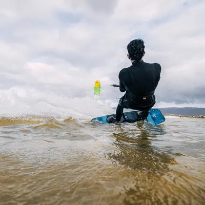 Ozone Hyperlink V4 Kite — close-up