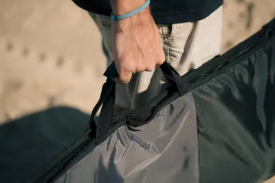 Ozone Twin-Tip Board Bag — крупный план