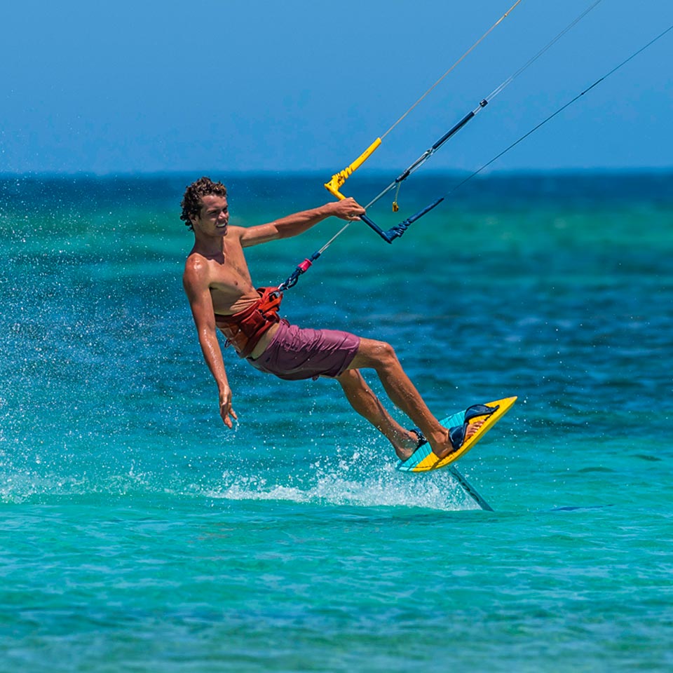 IC6 + POCKET ST Hydrofoil package — construction detail